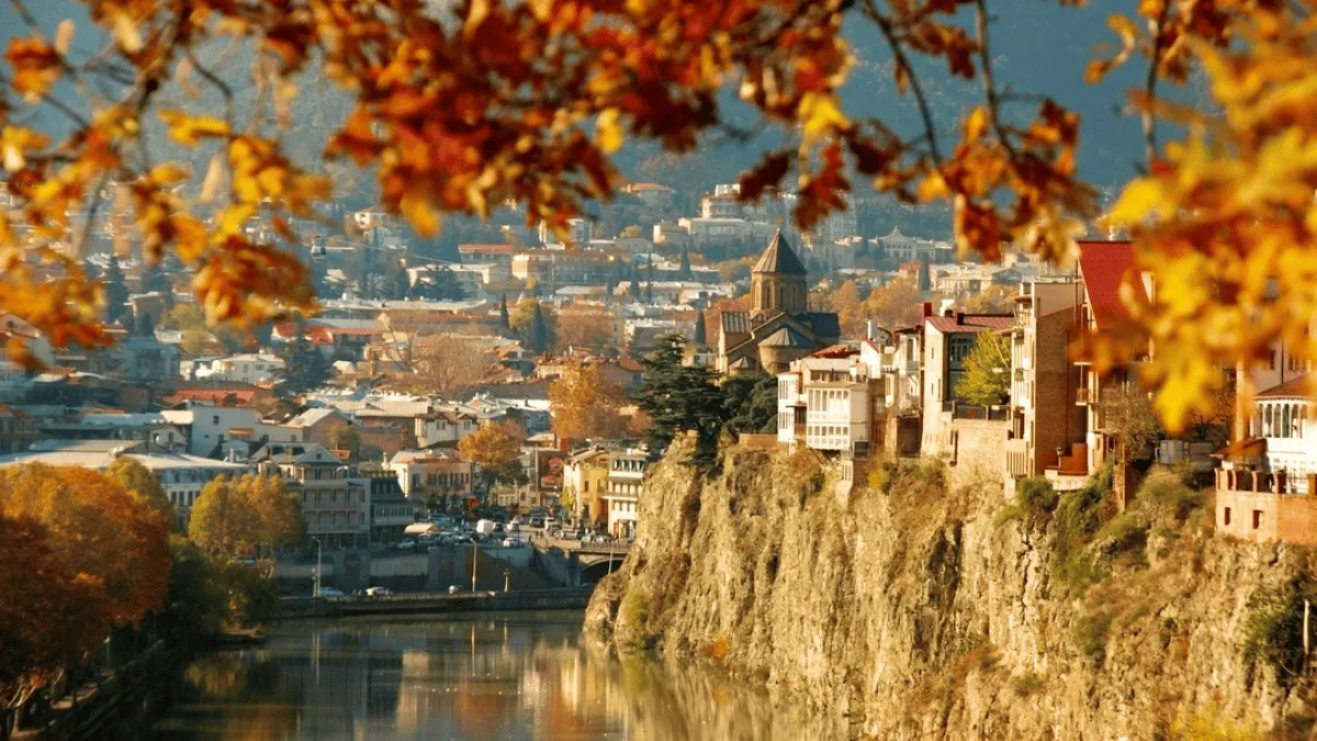 Kuzgi Insta-lokatsiyalar Gruziyada: eng go‘zal kuzni qayerda topish mumkin